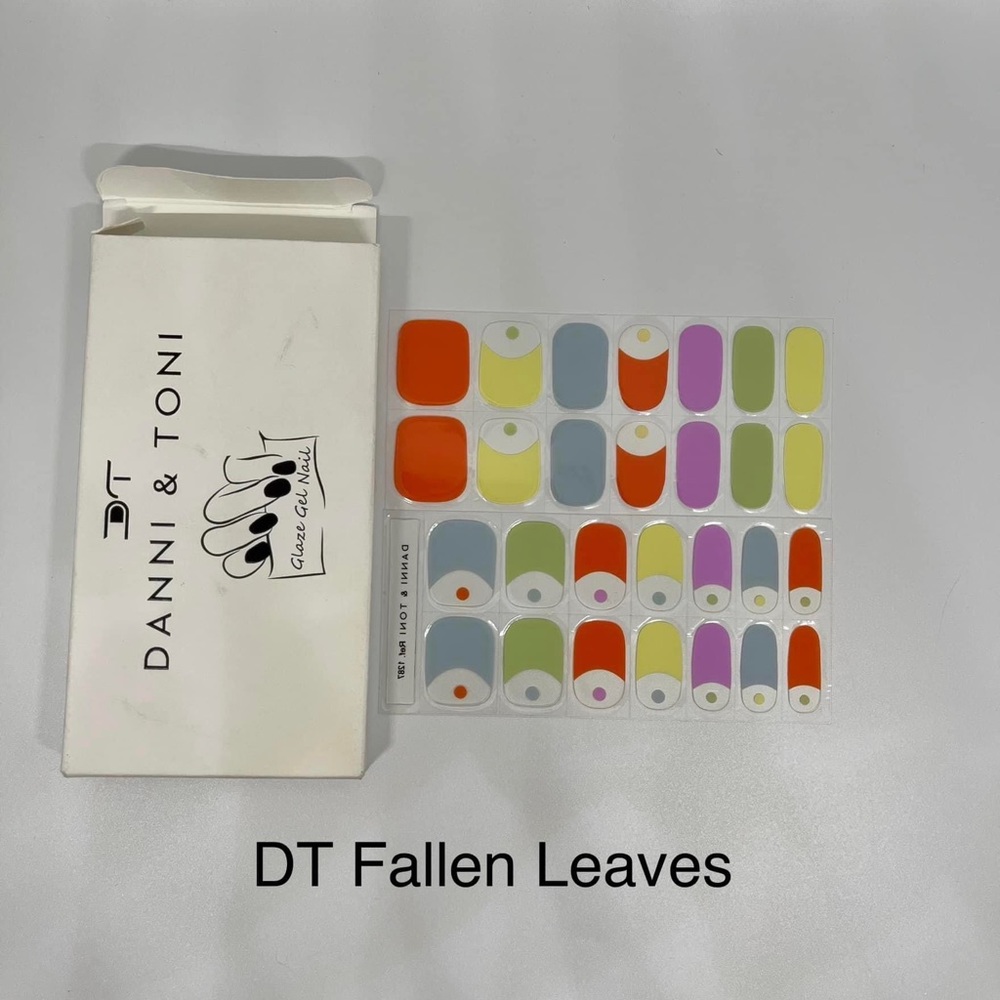 Danni & Toni Semi cured gel nail strips